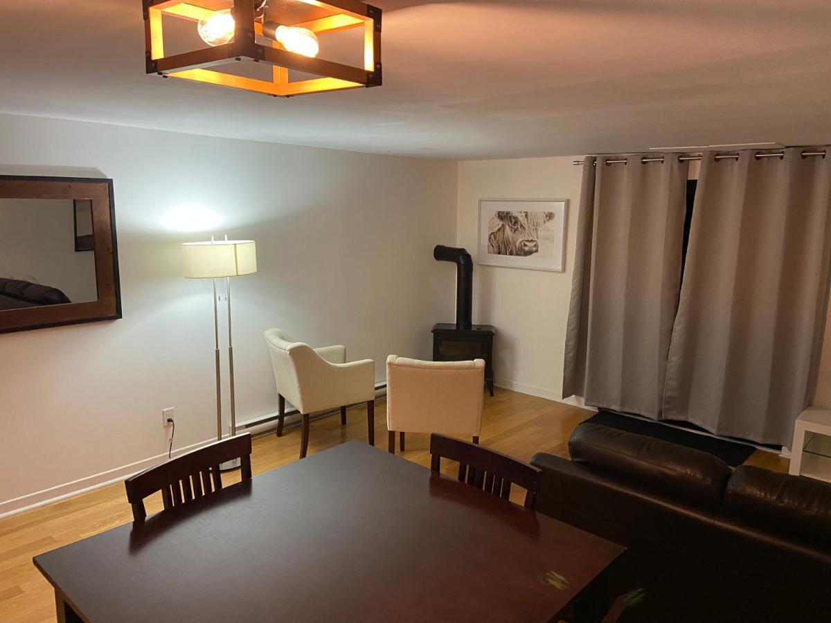 Condo Hotel Au Pied Du Mont Orford Zewnętrze zdjęcie